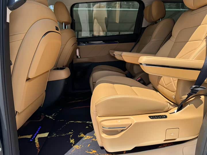 GAC Trumpchi E8, 2024 — фото 8 из 9