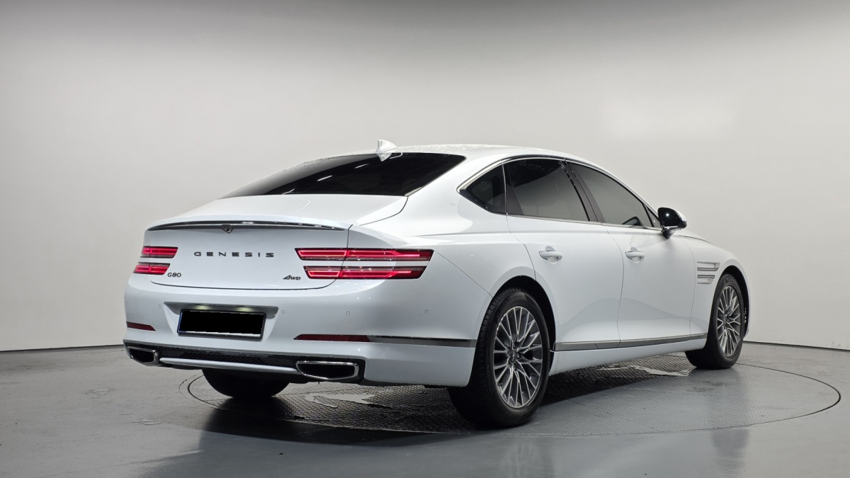 Genesis G80, 2022 — фото 2 из 12