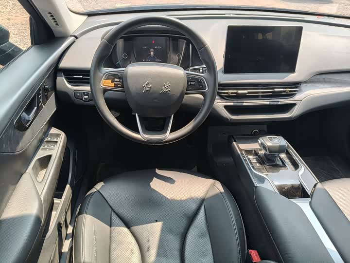Hongqi E-QM5, 2022 — фото 5 из 9
