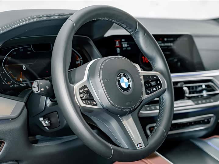 BMW X6, 2023 — фото 9 из 9