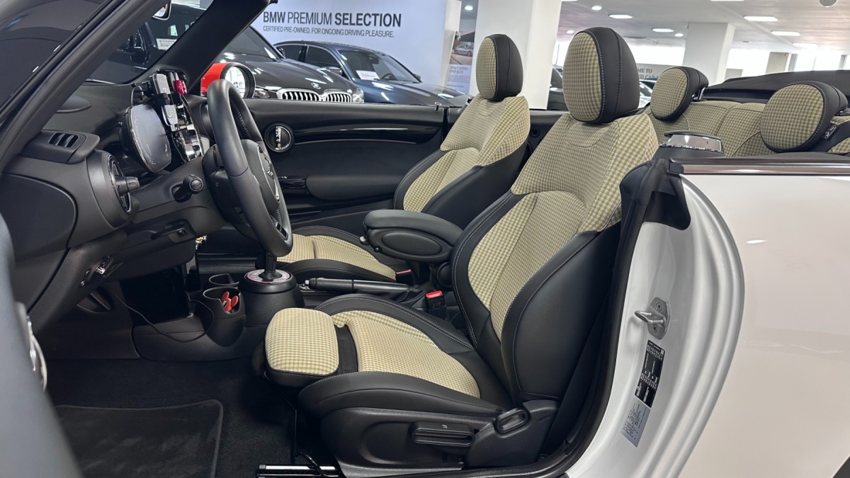 Mini Cooper Convertible, 2024 — фото 9 из 12