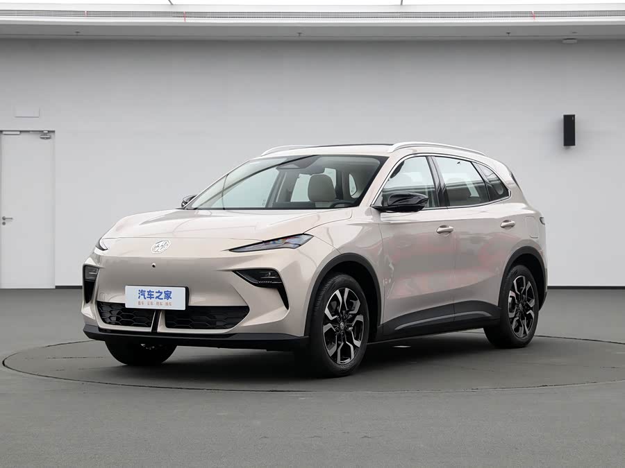 MG Motor ES5, 2026 — купить в Иванове под ключ