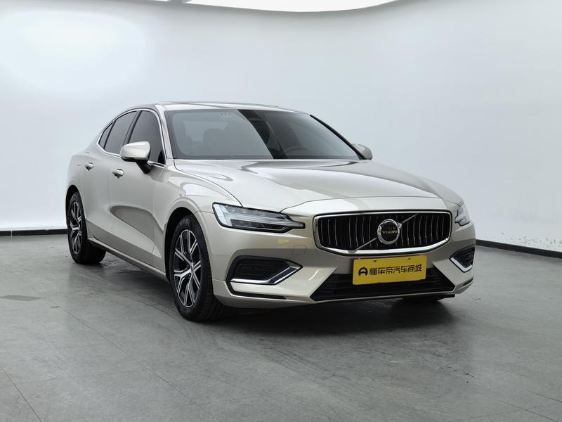 Volvo S60, 2022 — фото 3 из 12