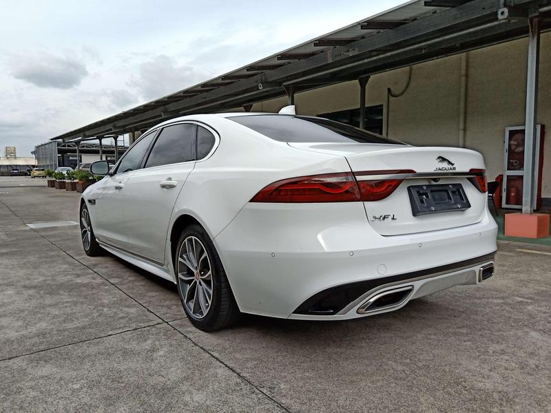 Jaguar XF L, 2022 — фото 5 из 12
