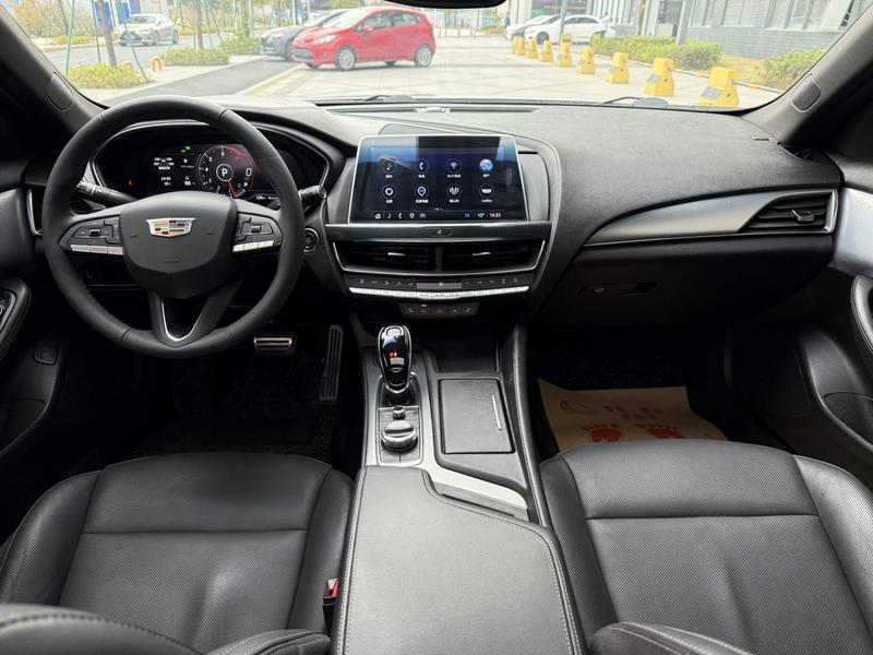 Cadillac CT5, 2023 — фото 9 из 12