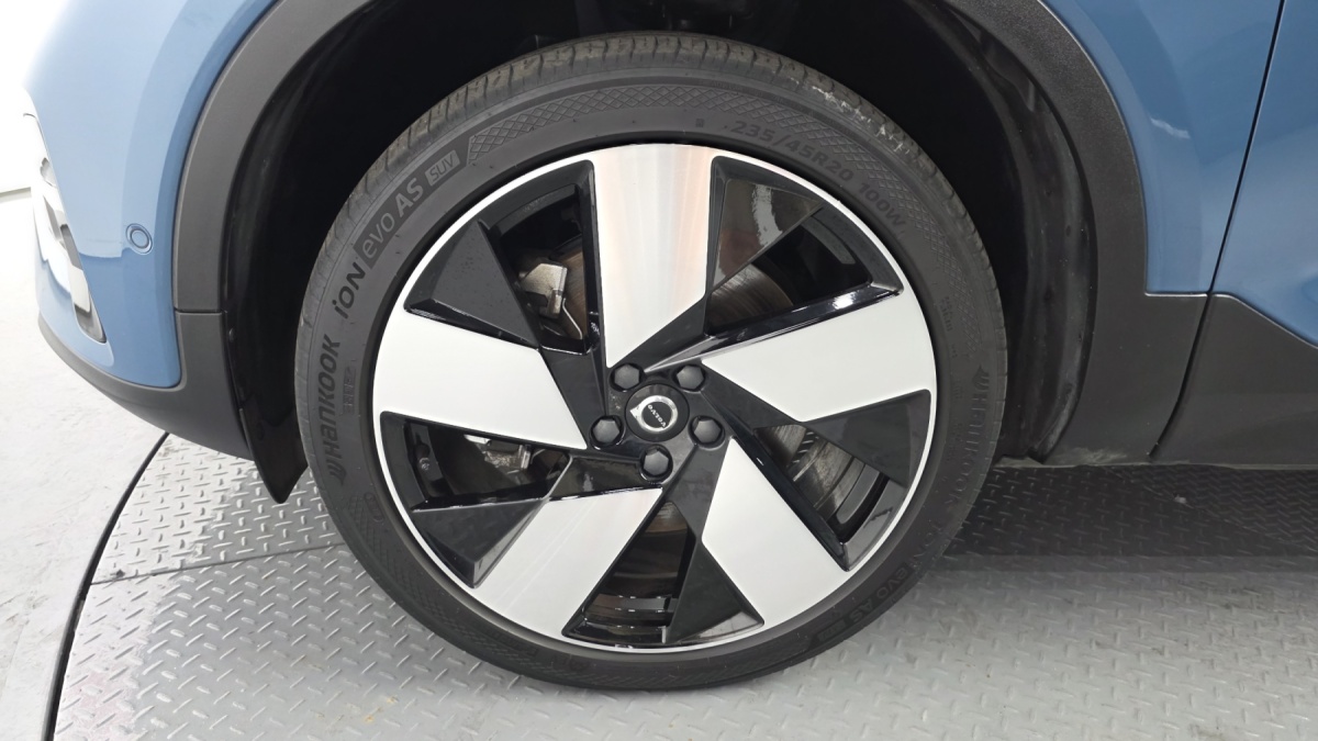 Volvo C40, 2022 — фото 5 из 12
