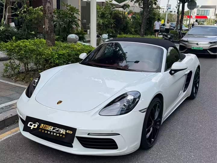 Porsche 718, 2024 — купить в Чебоксарах под ключ
