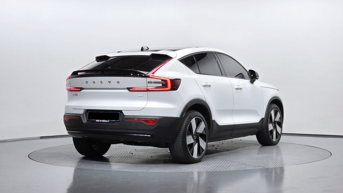 Volvo C40, 2022 — фото 2 из 12