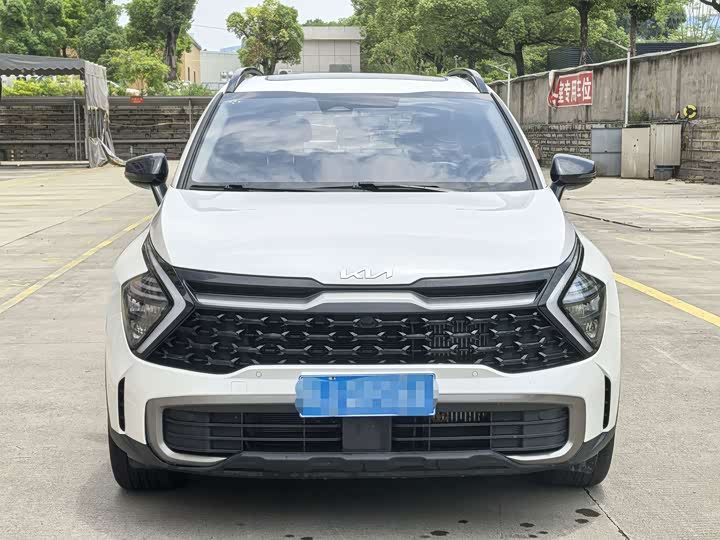 Kia Sportage, 2022 — фото 2 из 9