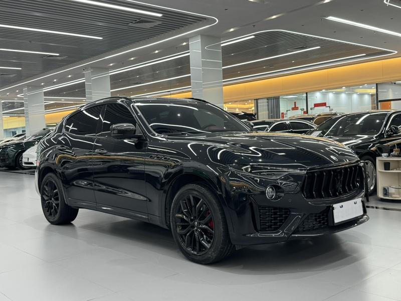 Maserati Levante, 2021 — фото 3 из 12