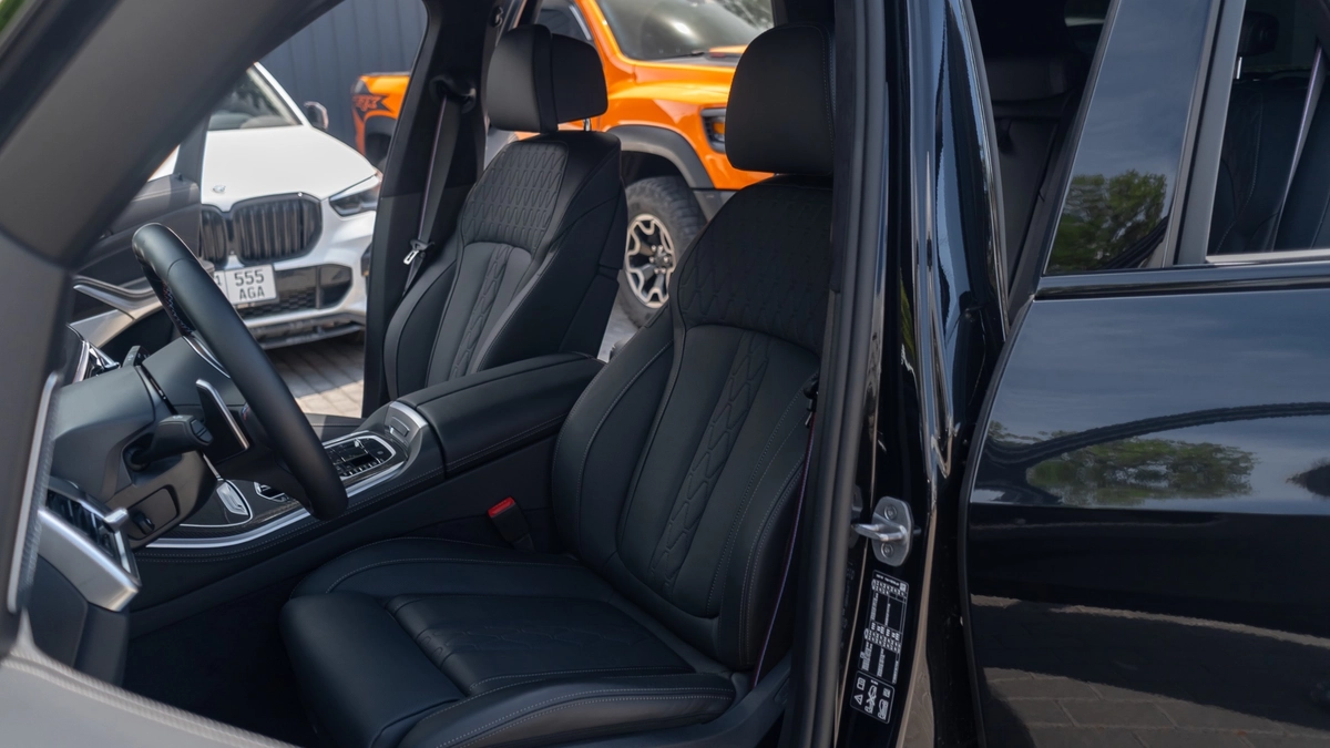 BMW X5, 2025 — фото 8 из 12