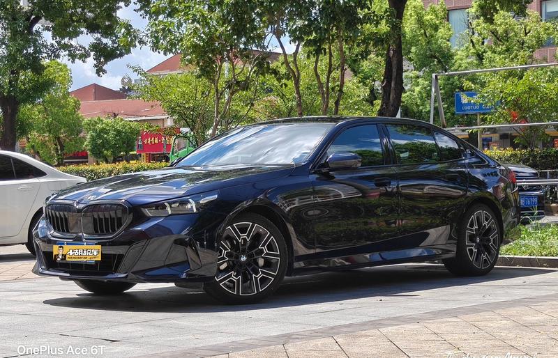 BMW 5 Series, 2025 — купить в Перми под ключ