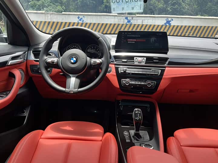 BMW X2, 2022 — фото 3 из 9