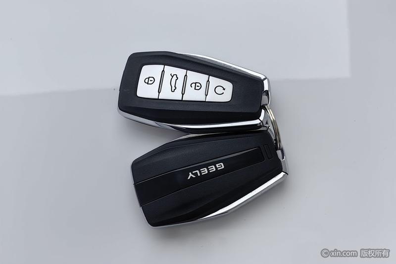 Geely Emgrand L Hi·P Hybrid, 2023 — фото 7 из 12
