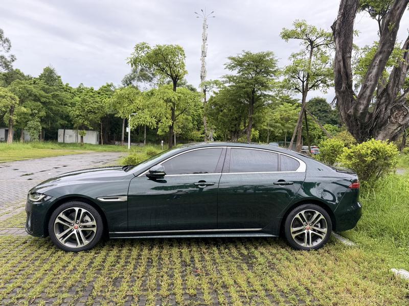 Jaguar XE L, 2023 — фото 4 из 12