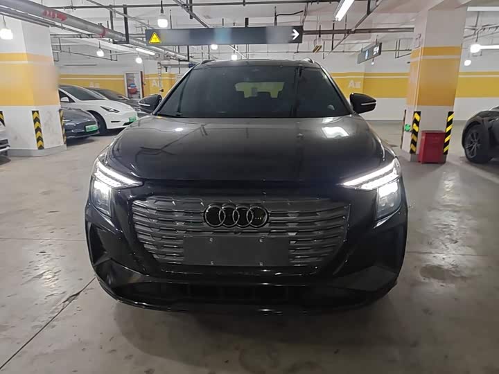 Audi Q5 e-tron, 2023 — фото 3 из 9