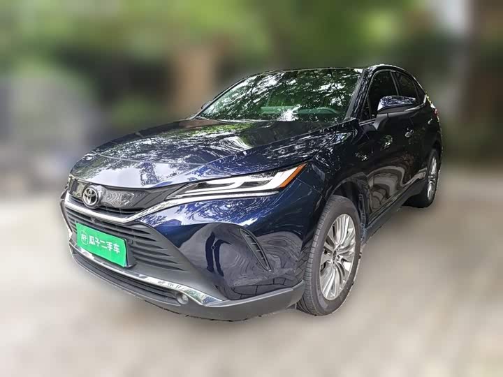 Toyota Harrier, 2022 — купить в Кирове под ключ