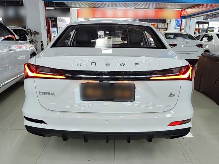 Roewe i5, 2025 — фото 6 из 9