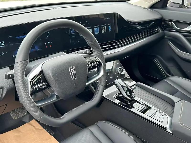 Bestune B70, 2023 — фото 7 из 10