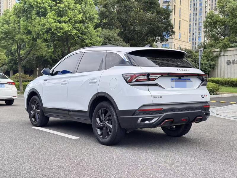 Dongfeng Aeolus AX7, 2022 — фото 4 из 11