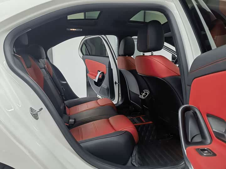 Mercedes-Benz A-Class AMG, 2022 — фото 7 из 9