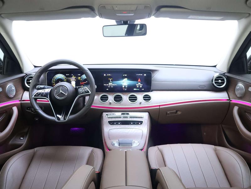 Mercedes-Benz E-Class, 2023 — фото 10 из 12