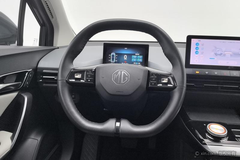 MG Motor 4 EV, 2022 — фото 9 из 12