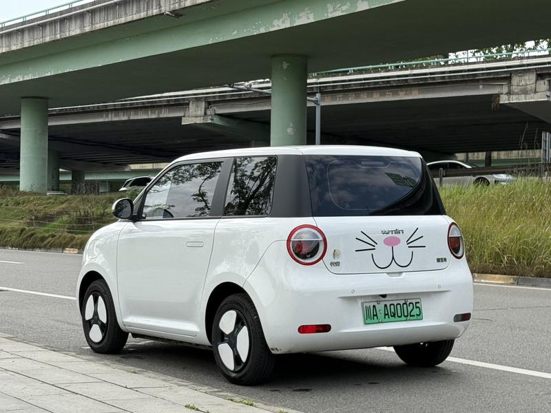 Changan Qiyuan (Nevo) Lumin, 2023 — фото 9 из 12