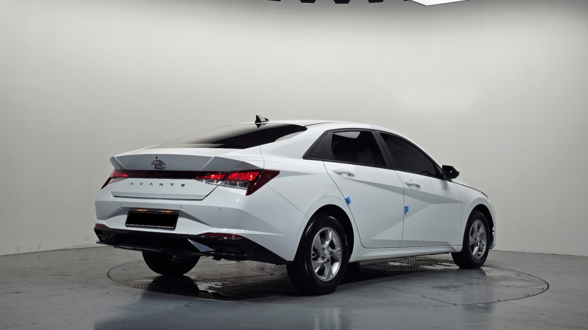 Hyundai Avante, 2022 — фото 2 из 12