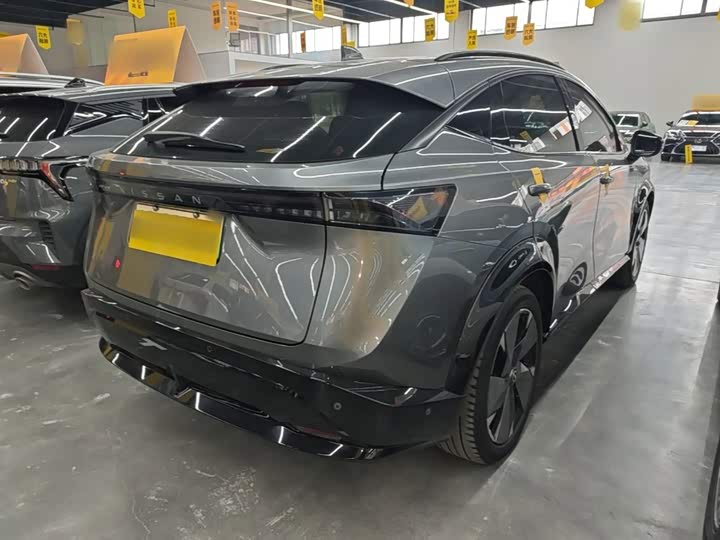 Nissan Ariya EV, 2022 — фото 7 из 9