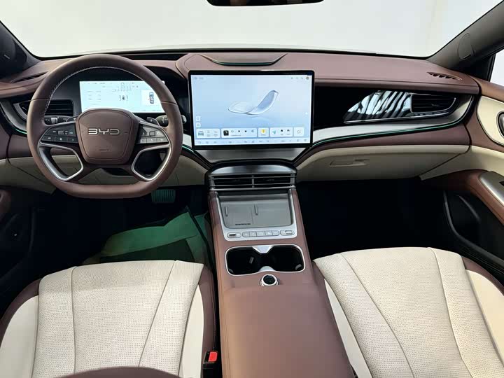 BYD Seal 07 DM-i Hybrid, 2025 — фото 6 из 9