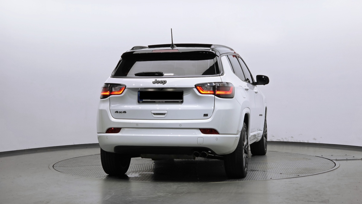 Jeep Compass, 2022 — фото 4 из 12