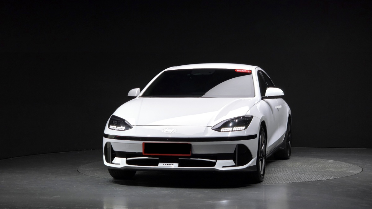 Hyundai Ioniq 6, 2022 — фото 3 из 12