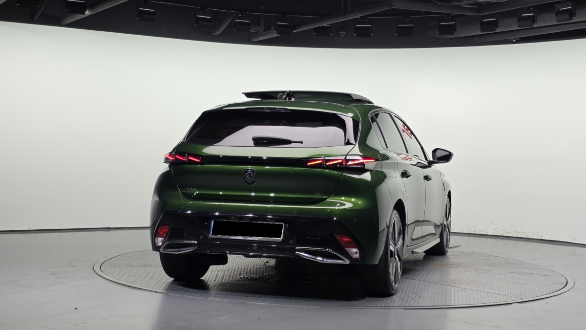 Peugeot 308, 2022 — фото 4 из 12