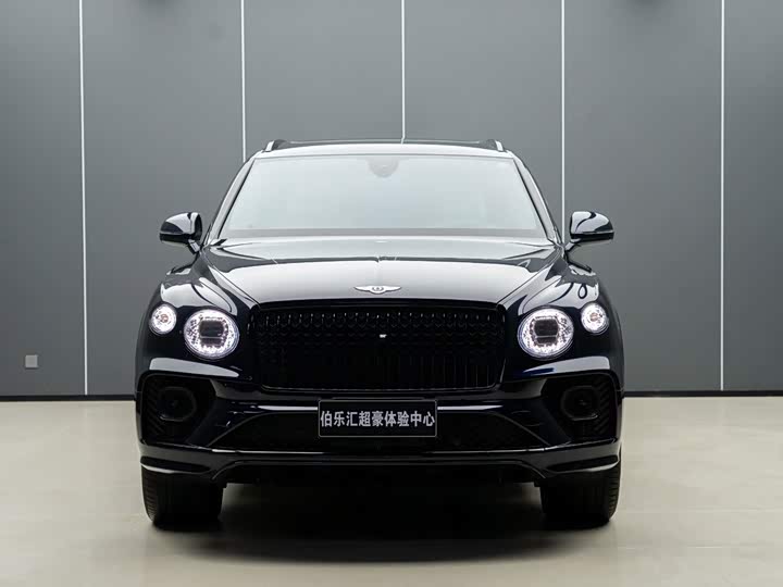 Bentley Bentayga, 2024 — фото 4 из 9