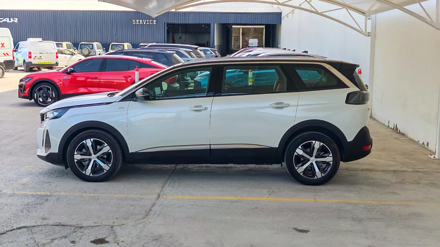 Peugeot 5008, 2025 — фото 7 из 10