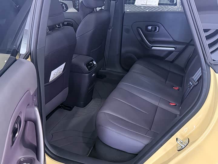 Leapmotor Lafa5, 2025 — фото 6 из 9