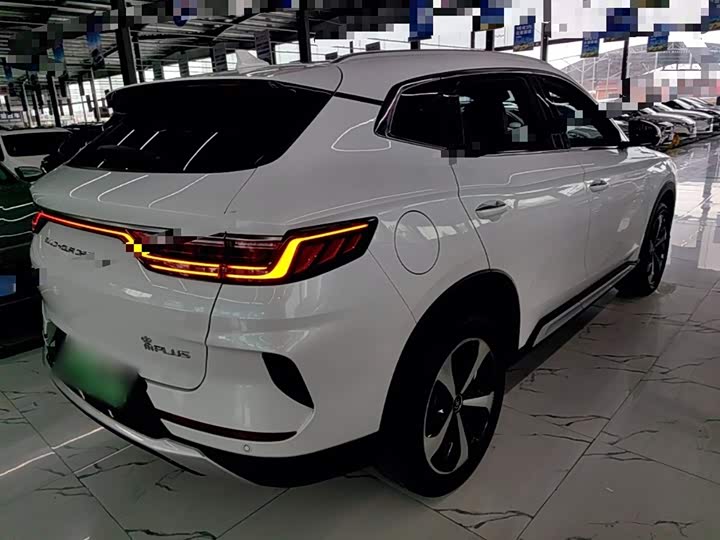 BYD Song Plus Hybrid/EV, 2021 — фото 7 из 9