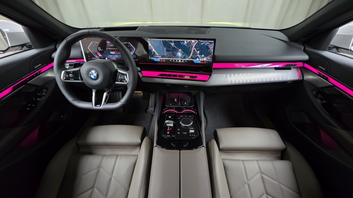 BMW 5 Series, 2025 — фото 6 из 12