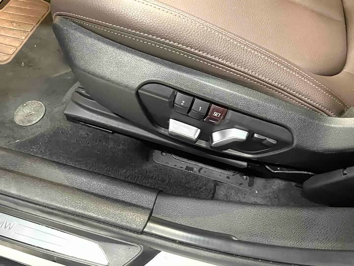 BMW X1, 2022 — фото 7 из 9