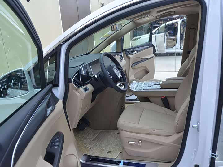 Buick GL8 ES, 2025 — фото 4 из 9