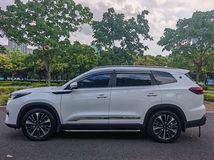 Chery Tiggo 8 Pro, 2024 — фото 7 из 9