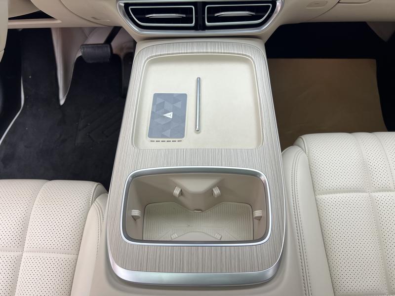 Changan Deepal S09, 2025 — фото 8 из 12