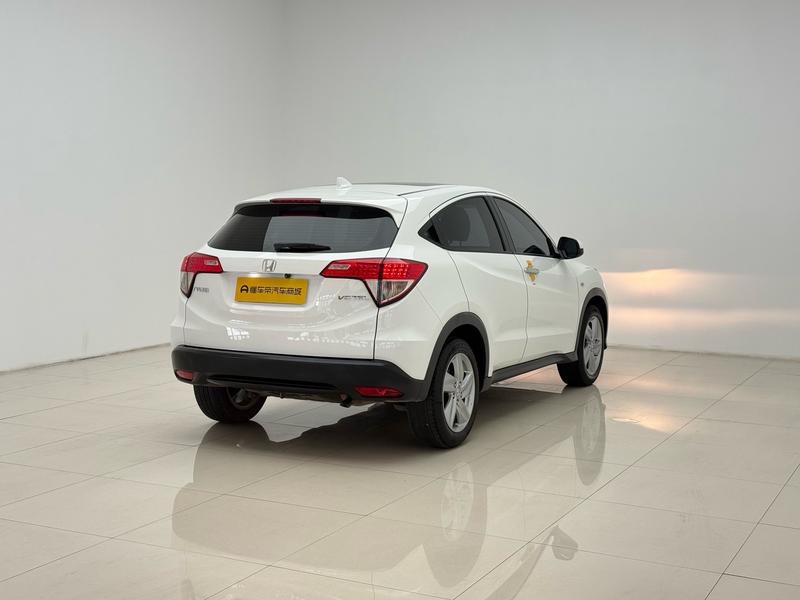 Honda Vezel, 2022 — фото 7 из 12