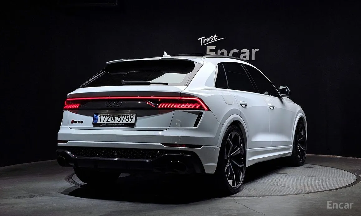 Audi RS Q8, 2023 — фото 2 из 12