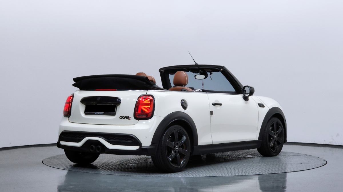 Mini Cooper Convertible, 2022 — фото 2 из 12