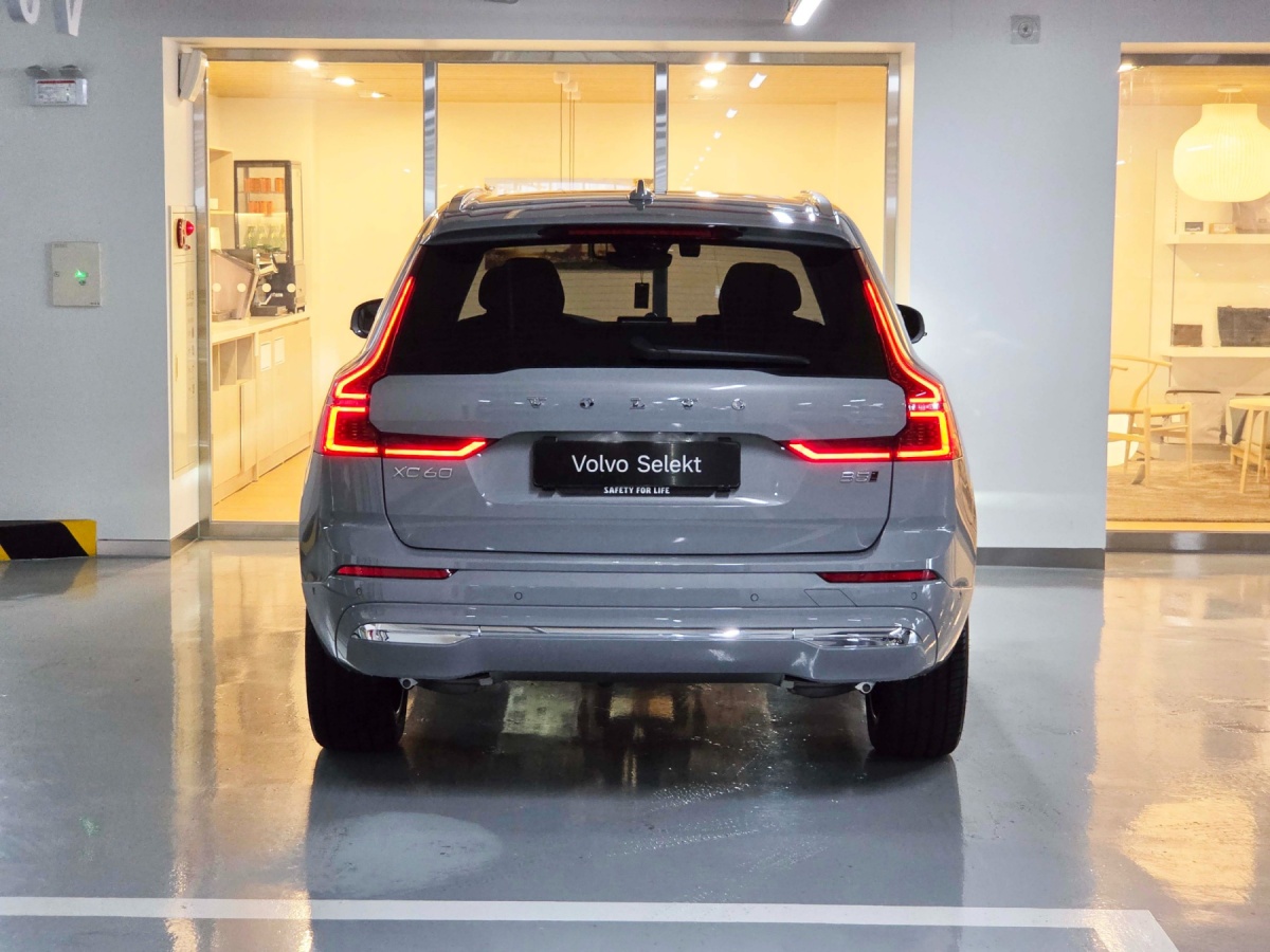 Volvo XC60, 2026 — фото 4 из 12