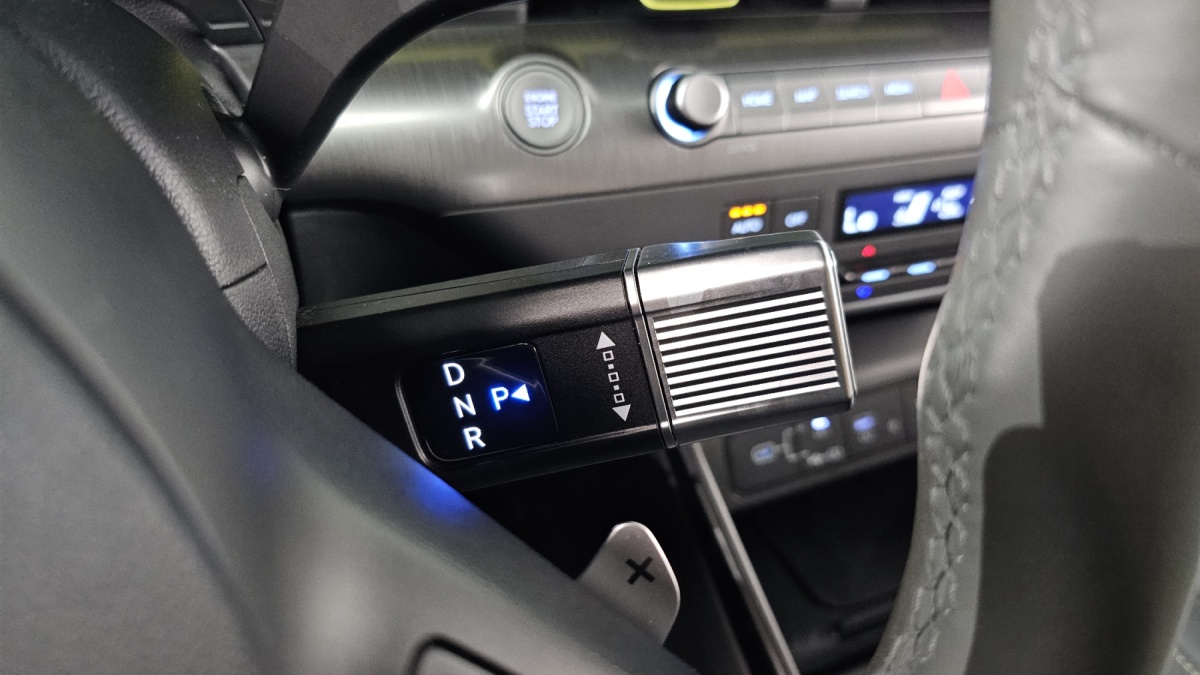 Hyundai Kona, 2023 — фото 9 из 12