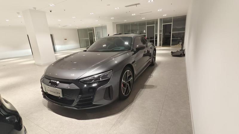 Audi RS e-tron GT, 2024 — купить в Перми под ключ