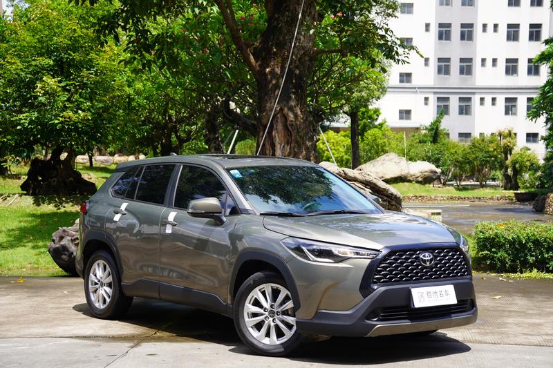 Toyota Corolla Cross, 2021 — фото 3 из 12